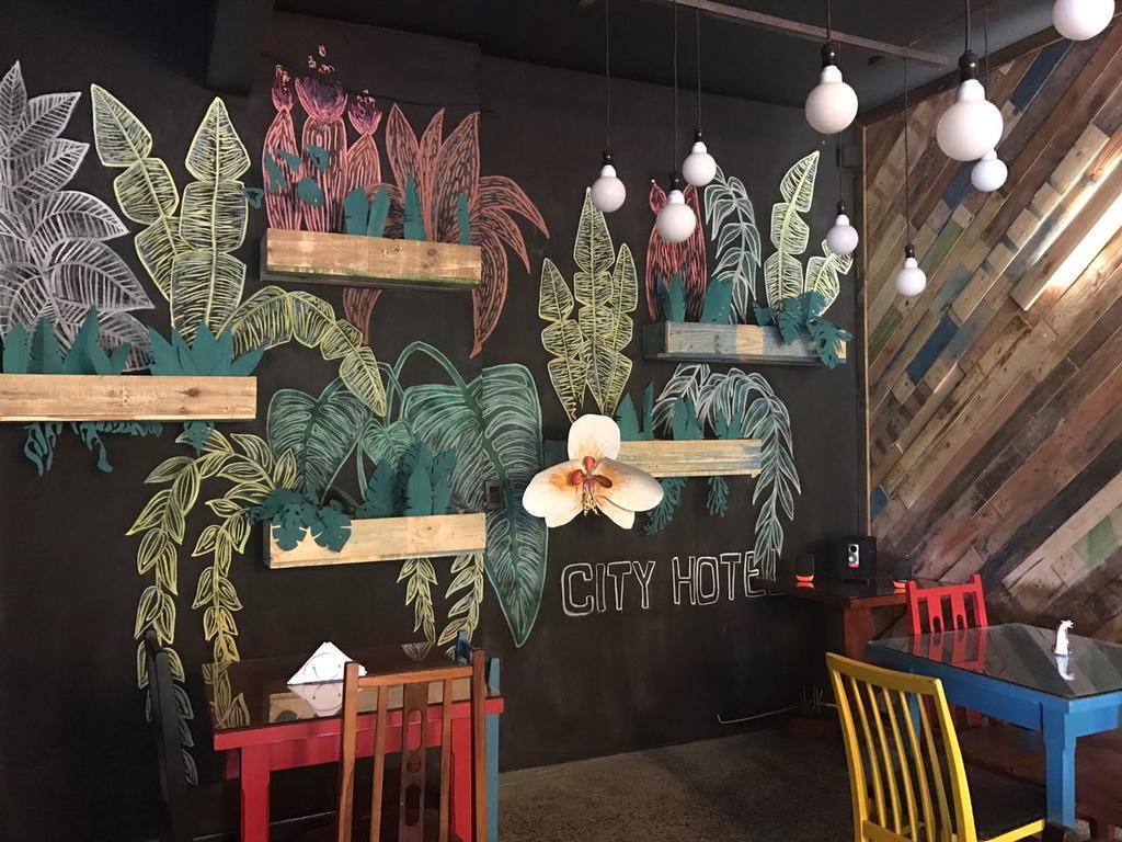 City Hotel Posadas Εξωτερικό φωτογραφία
