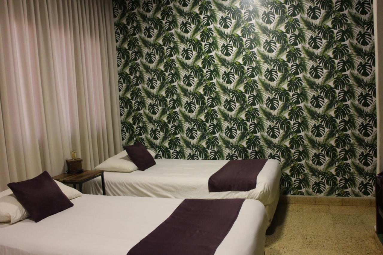 City Hotel Posadas Εξωτερικό φωτογραφία